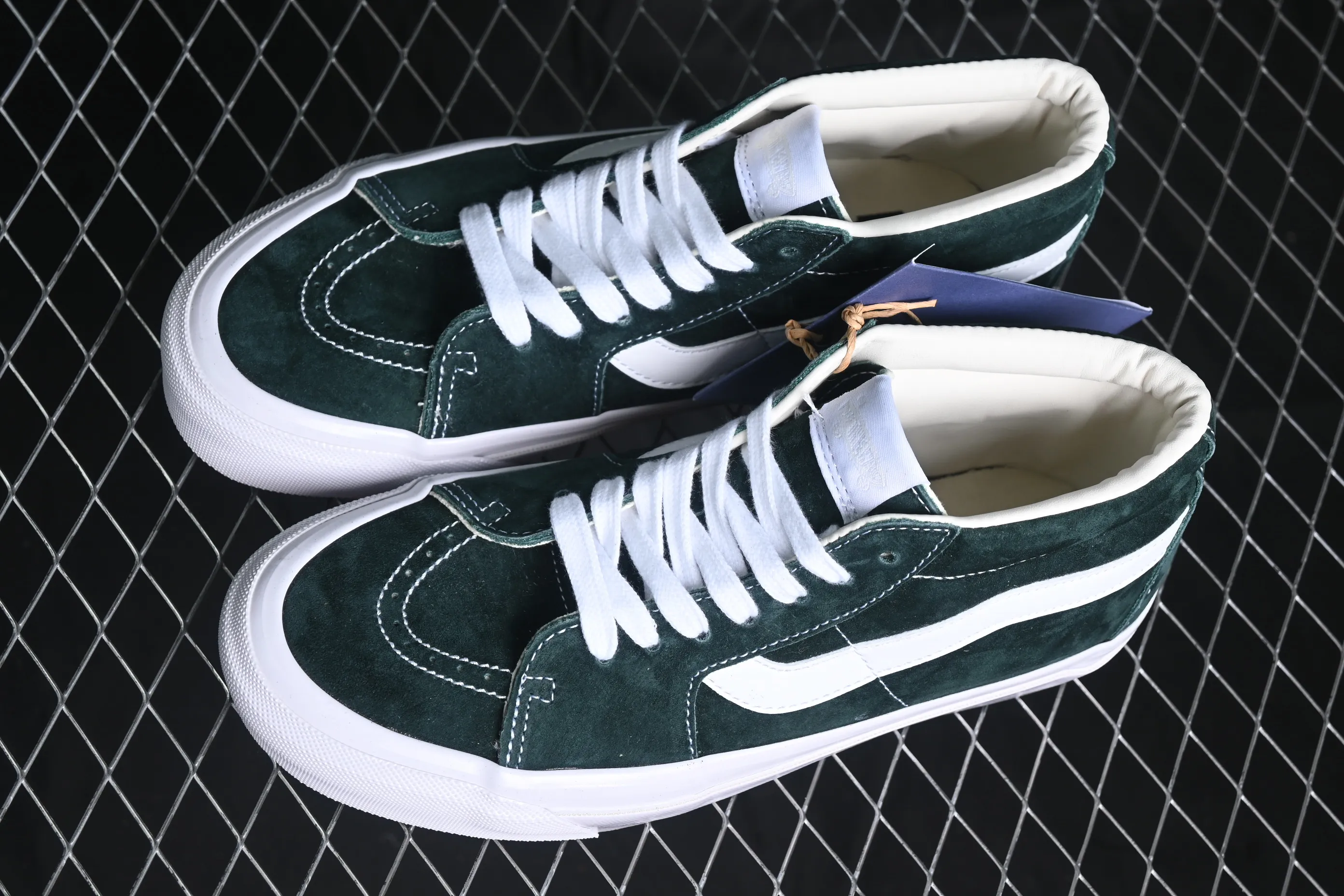 All categories Vans Vans series Vans Mid Vans China Vans Sk8-Mid Reissue 83 high-end branch suede casual retro skateboard shoes VN000CQQPRM
